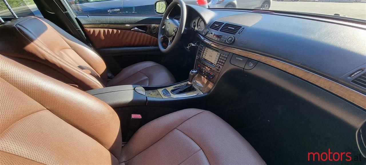 2007' Mercedes-Benz E 280 photo #5