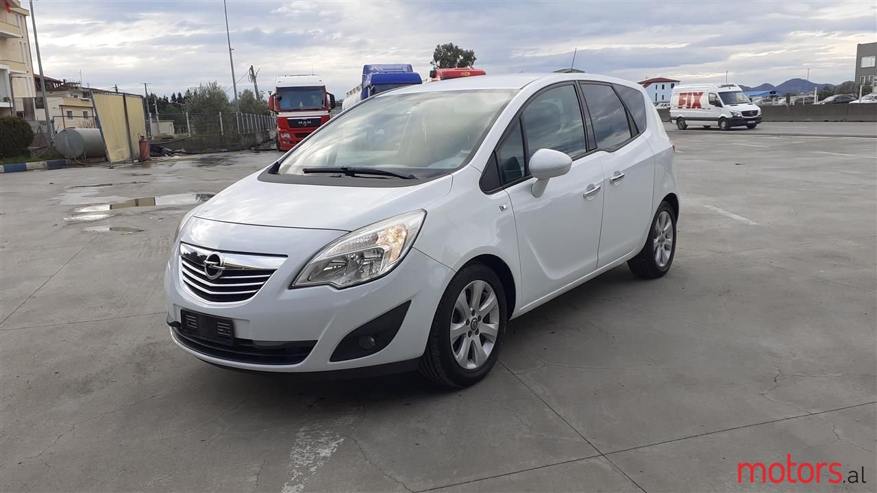 2011' Opel Meriva photo #3