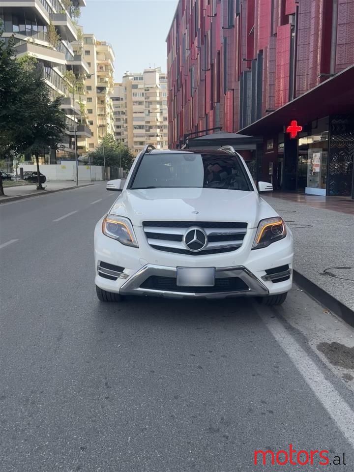 2015' Mercedes-Benz GLK 250 photo #1
