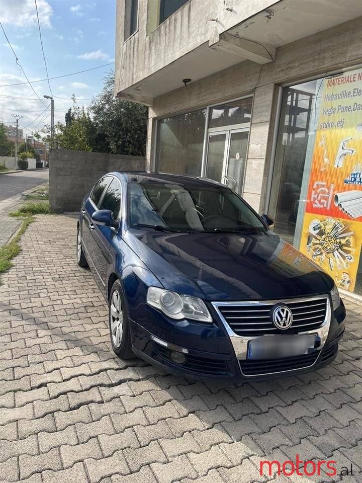 2006' Volkswagen Passat photo #1