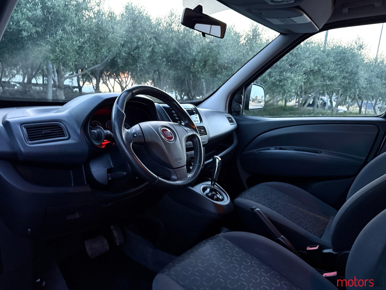2013' Fiat Doblo photo #2
