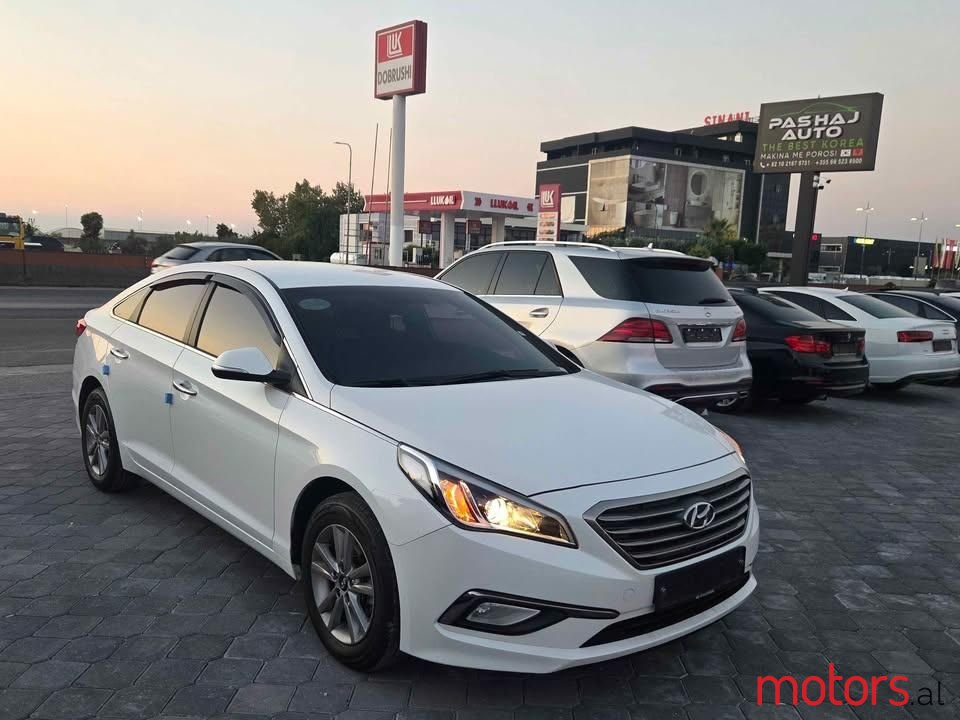 2016' Hyundai Sonata photo #1