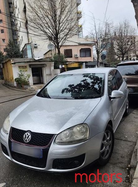 2007' Volkswagen Golf photo #3