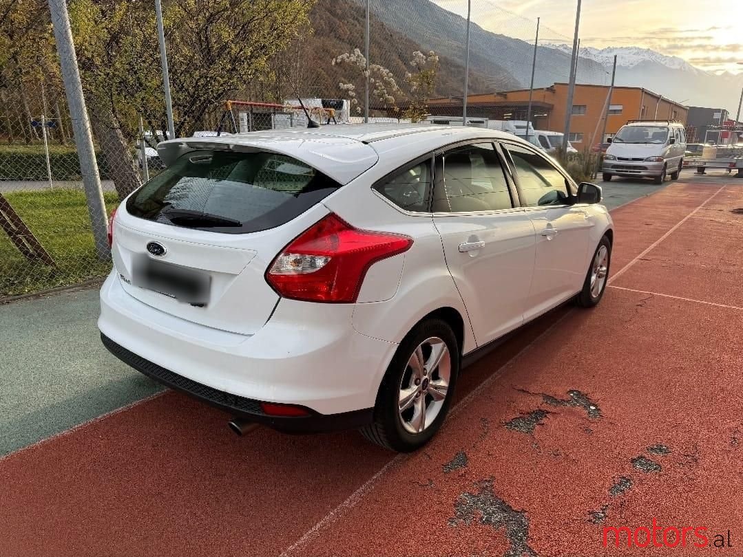 2014' Ford Focus photo #4