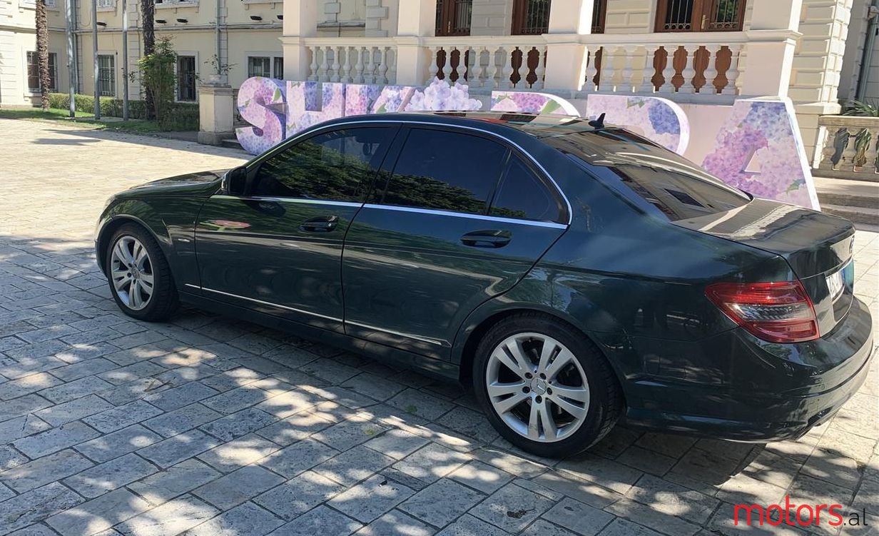 2008' Mercedes-Benz C 220 photo #1