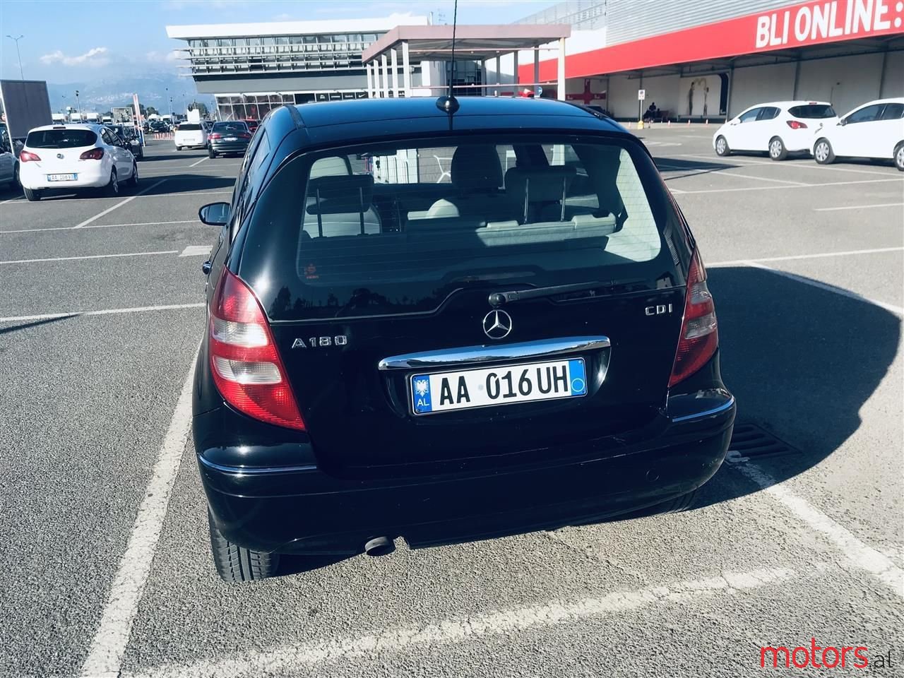 2006' Mercedes-Benz A 180 photo #4