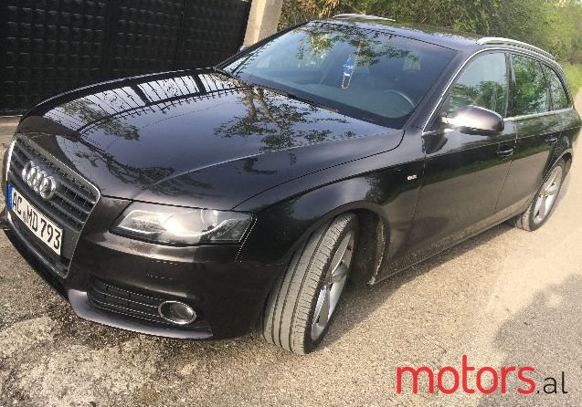 2011' Audi A4 photo #1