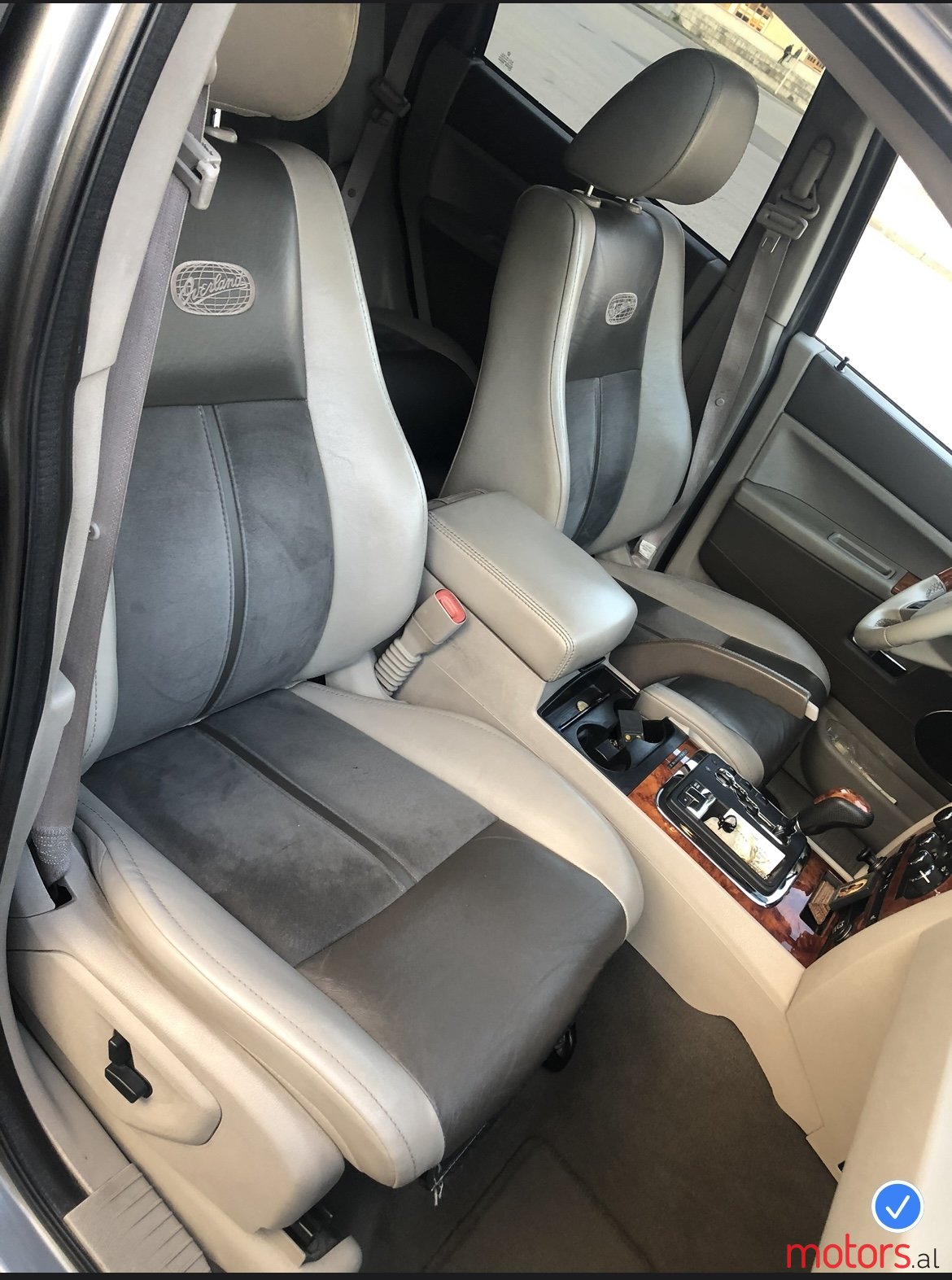 2006' Jeep Grand Cherokee photo #4