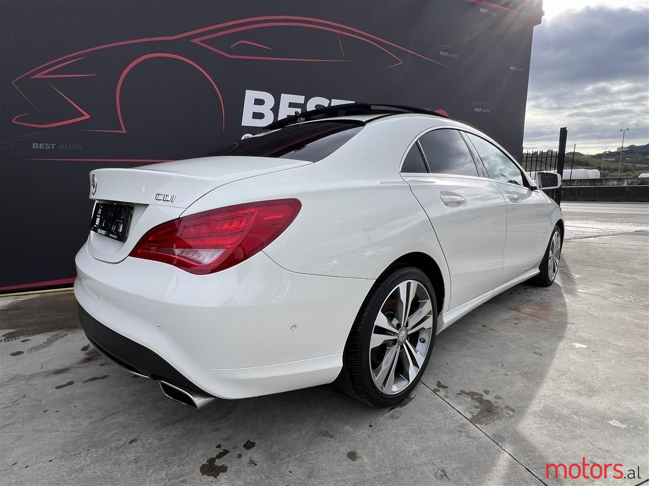 2015' Mercedes-Benz CLA 200 photo #5
