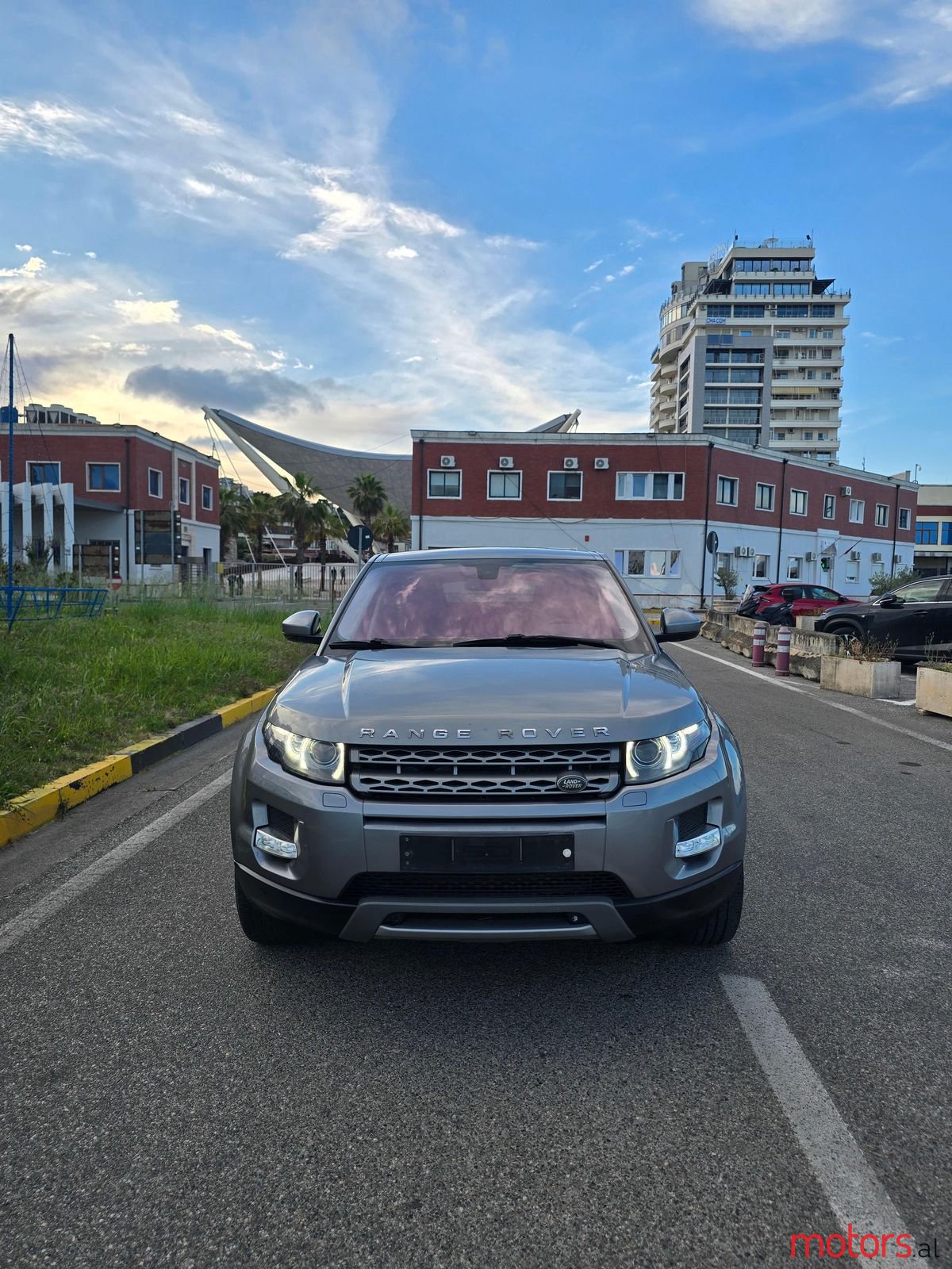 2014' Land Rover Range Rover Evoque photo #2