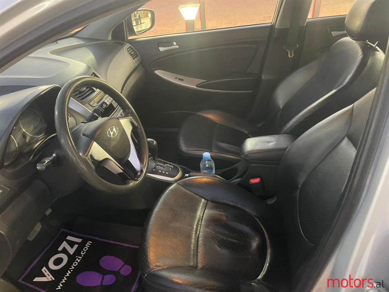 2013' Hyundai Accent photo #4