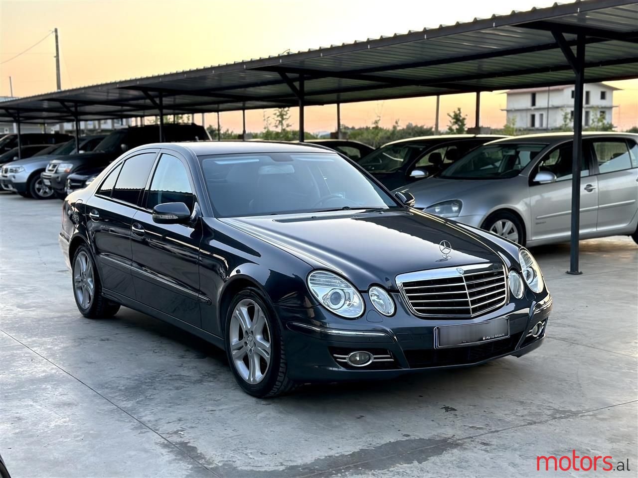 2009' Mercedes-Benz E 300 photo #5