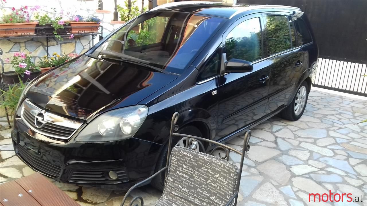2007' Opel Zafira photo #1