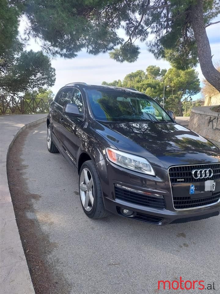 2010' Audi Q7 photo #4