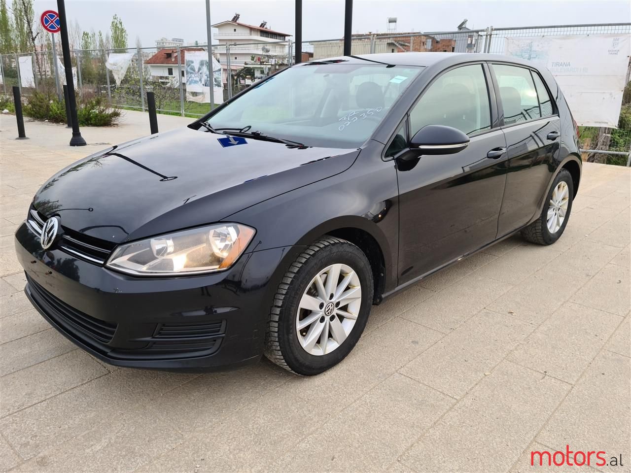 2015' Volkswagen Golf photo #6