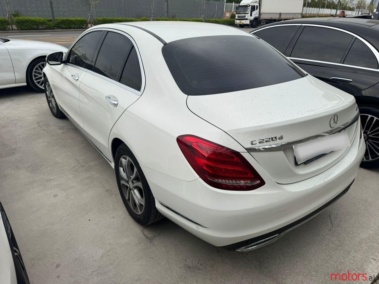 2015' Mercedes-Benz C 220 photo #2