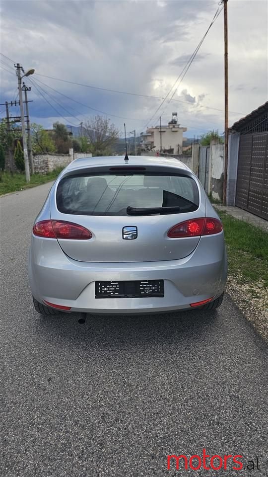 2007' SEAT Leon photo #5