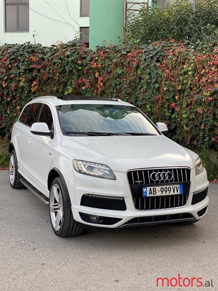 2013' Audi Q7 photo #3