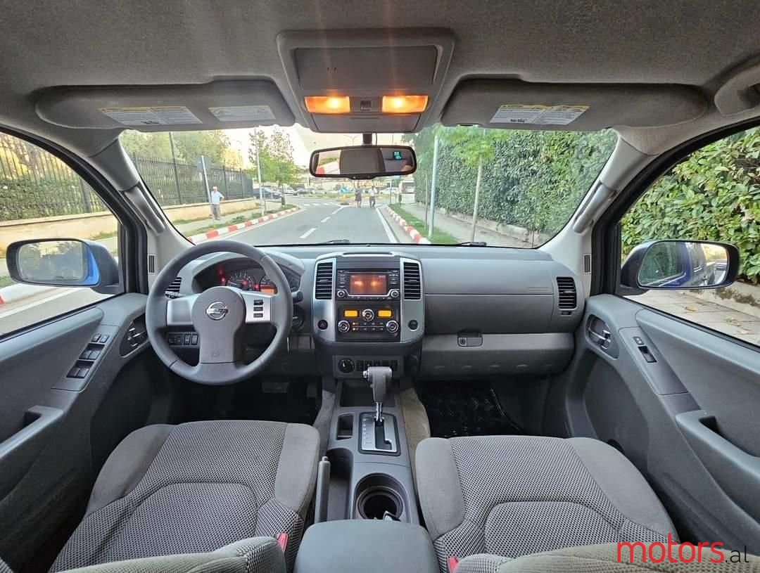2015' Nissan Navara photo #5