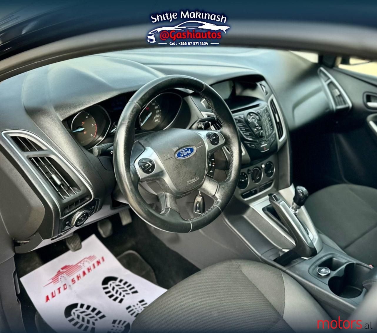 2012' Ford Focus photo #5
