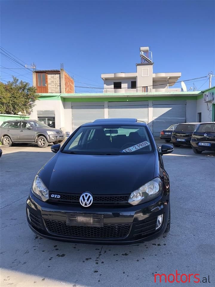 2010' Volkswagen Golf photo #1