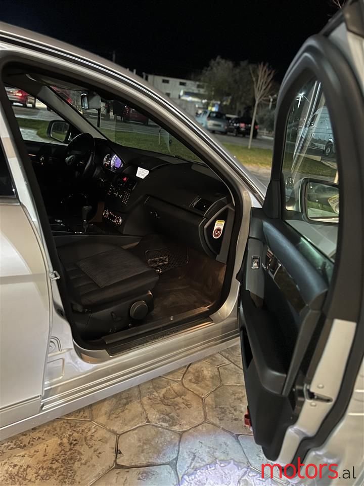 2007' Mercedes-Benz C 220 photo #6