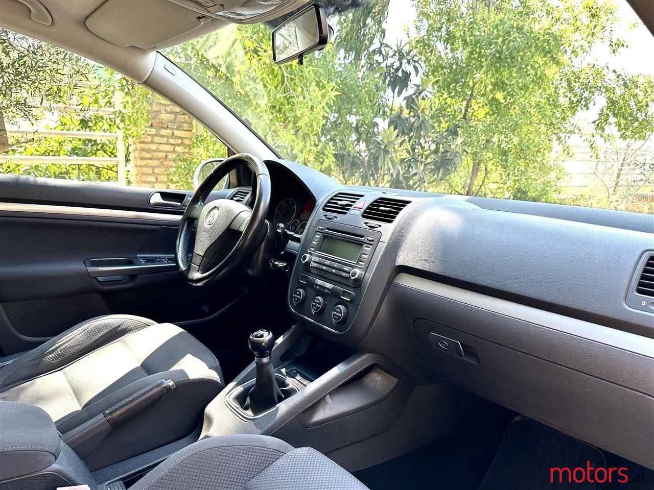 2007' Volkswagen Golf photo #2