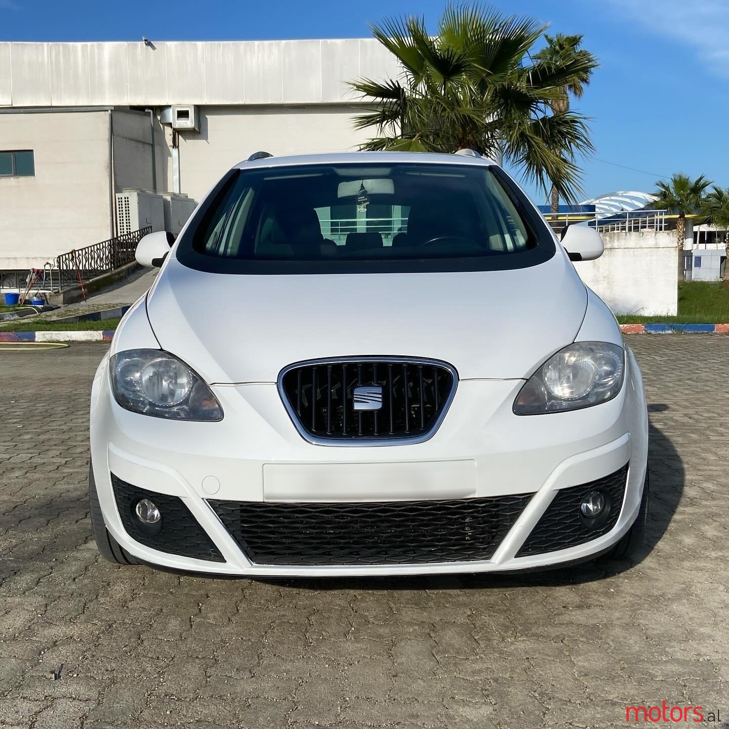 2011' SEAT Altea XL photo #2