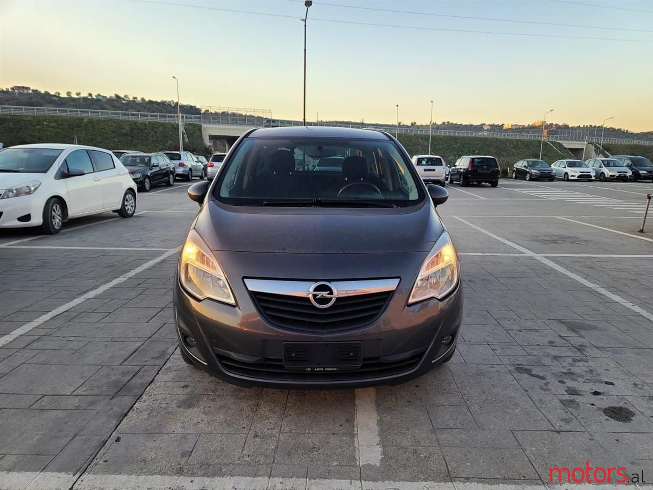 2011' Opel Meriva photo #4