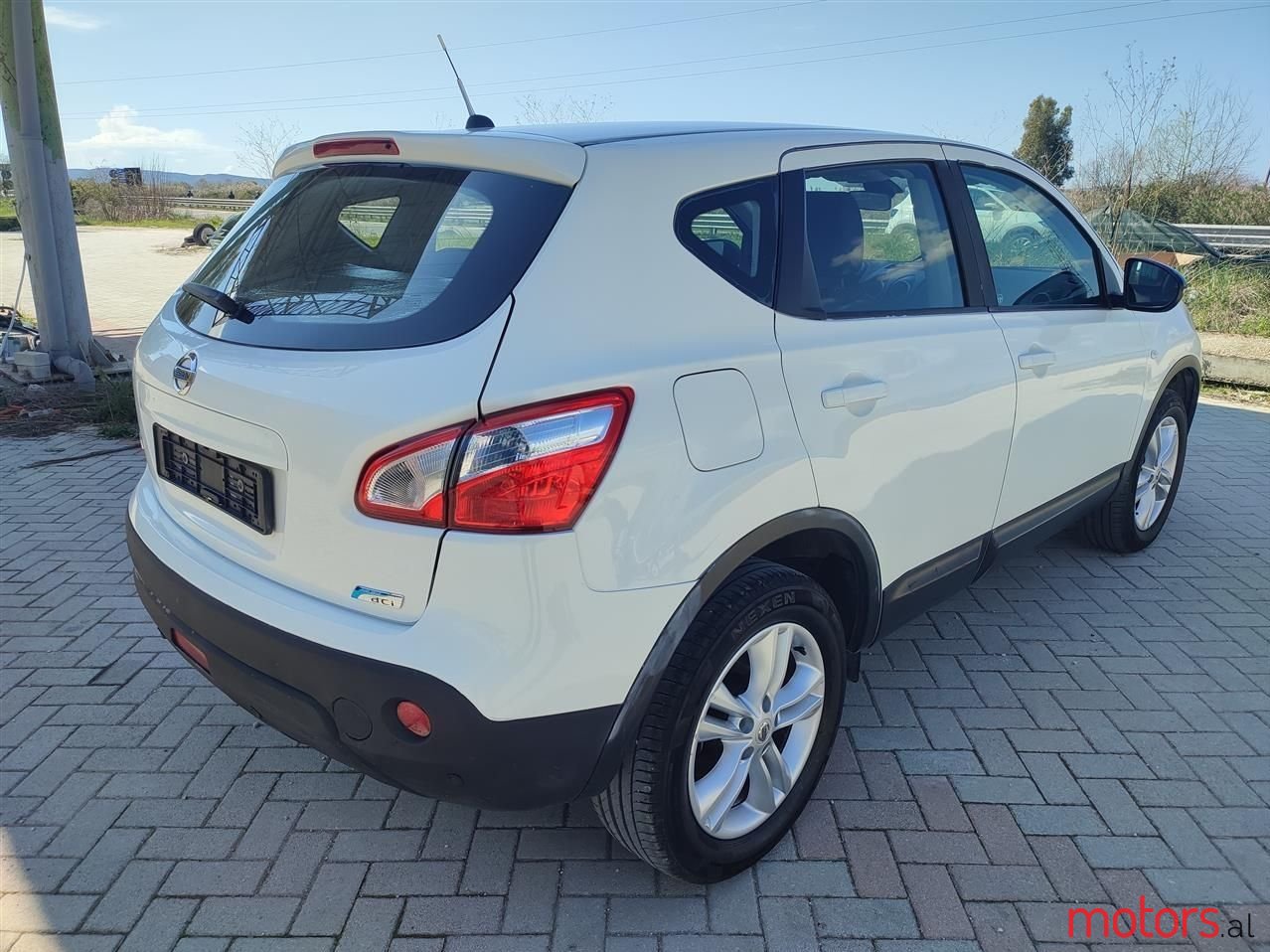 2011' Nissan Qashqai photo #6