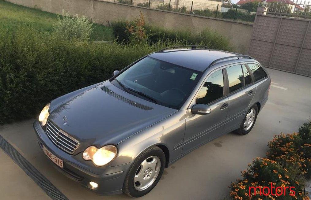 2005' Mercedes-Benz C 200 photo #1