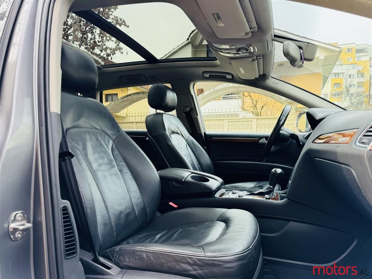 2010' Audi Q7 photo #4