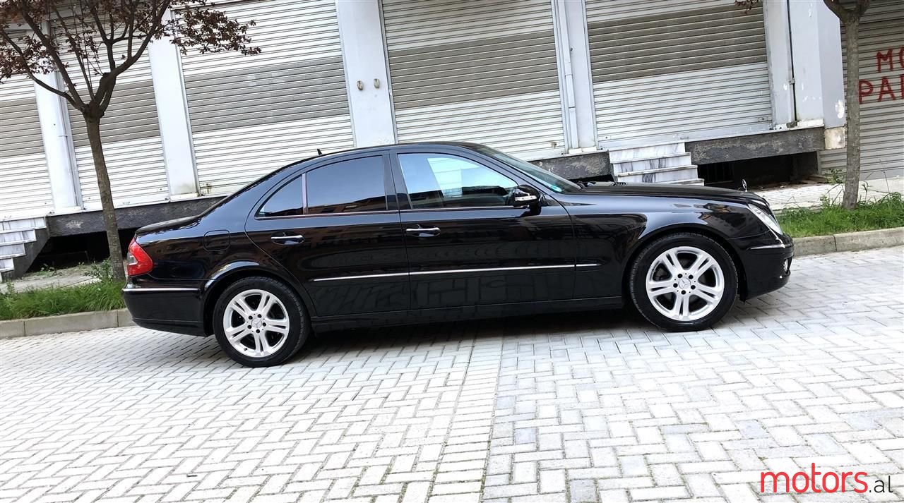2007' Mercedes-Benz E 230 photo #6