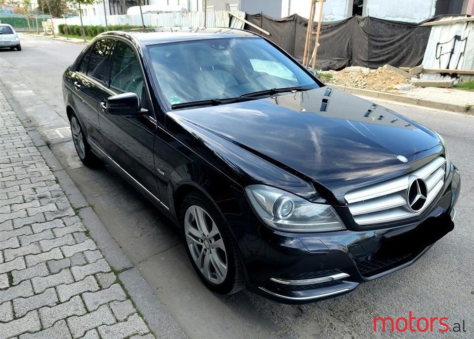 2011' Mercedes-Benz C 200 photo #5