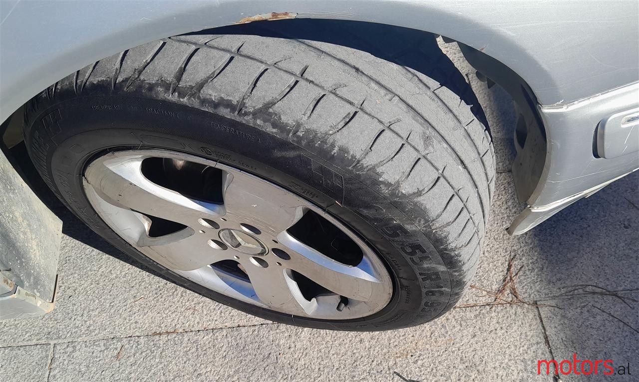 2000' Mercedes-Benz 270 photo #4