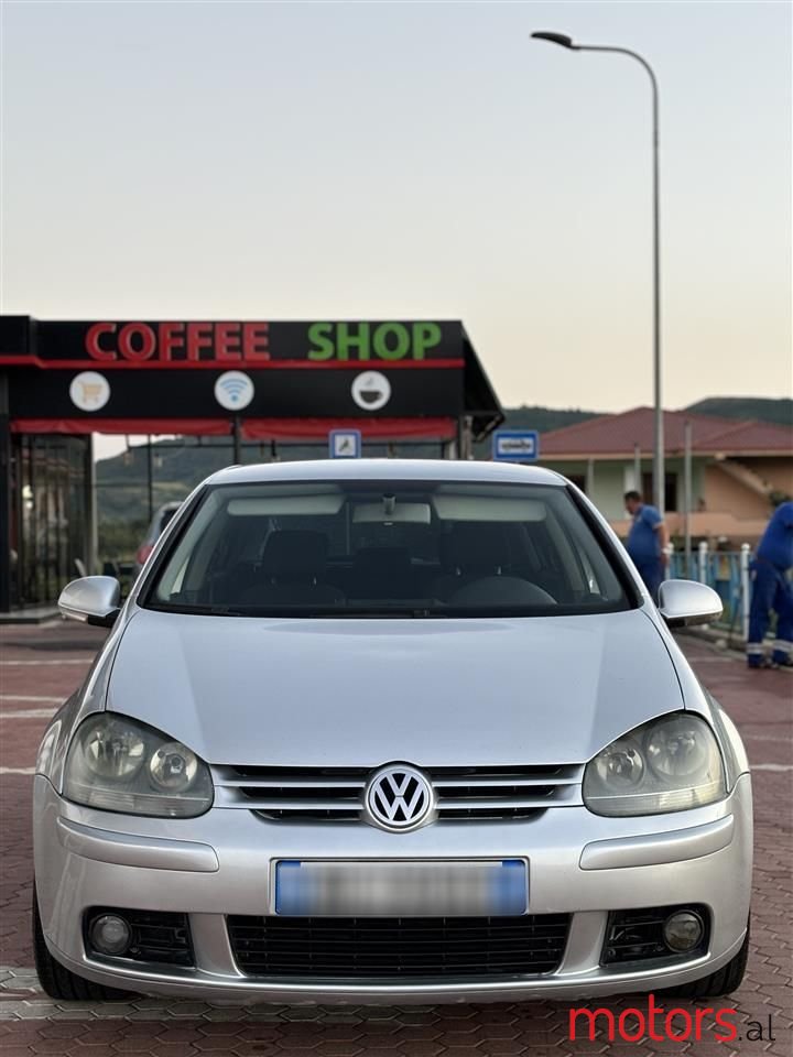 2005' Volkswagen Golf photo #6