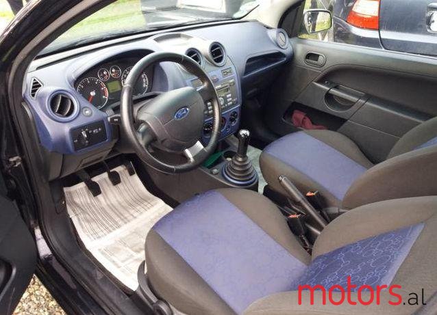 2007' Ford Fiesta photo #4