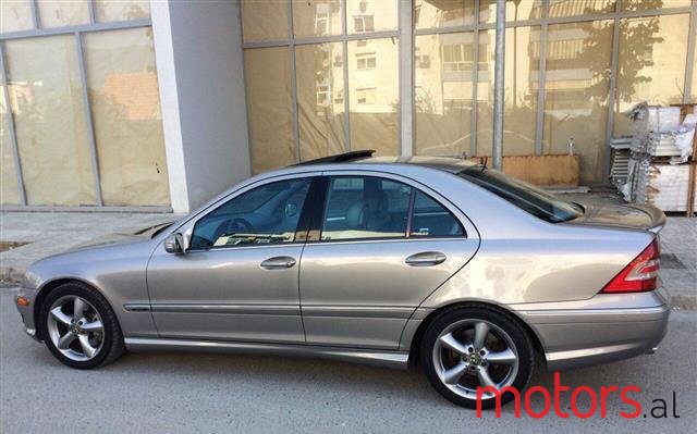2005' Mercedes-Benz C-Class photo #1