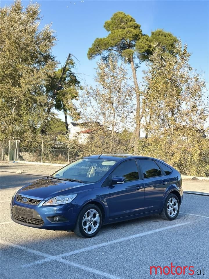 2010' Ford Focus photo #6
