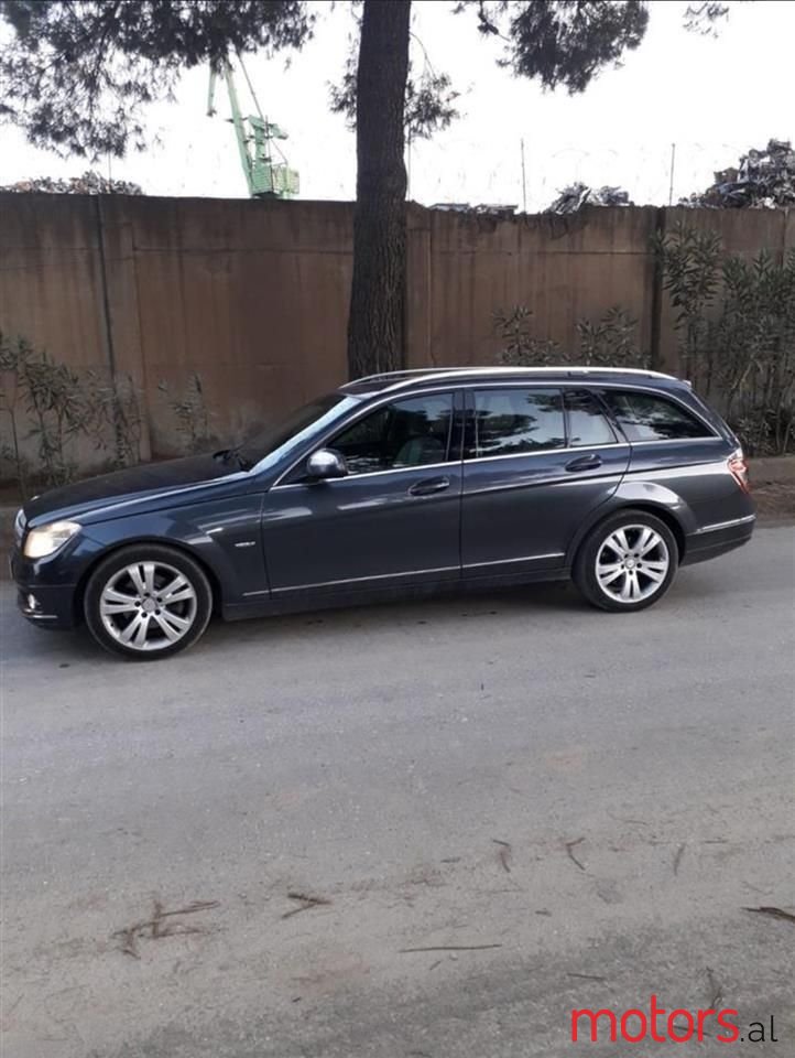 2008' Mercedes-Benz 220 photo #5