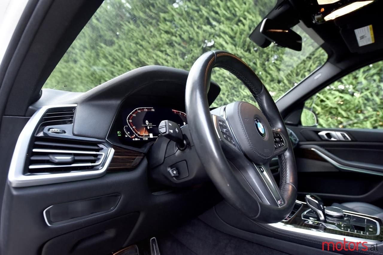 2019' BMW X5 photo #3