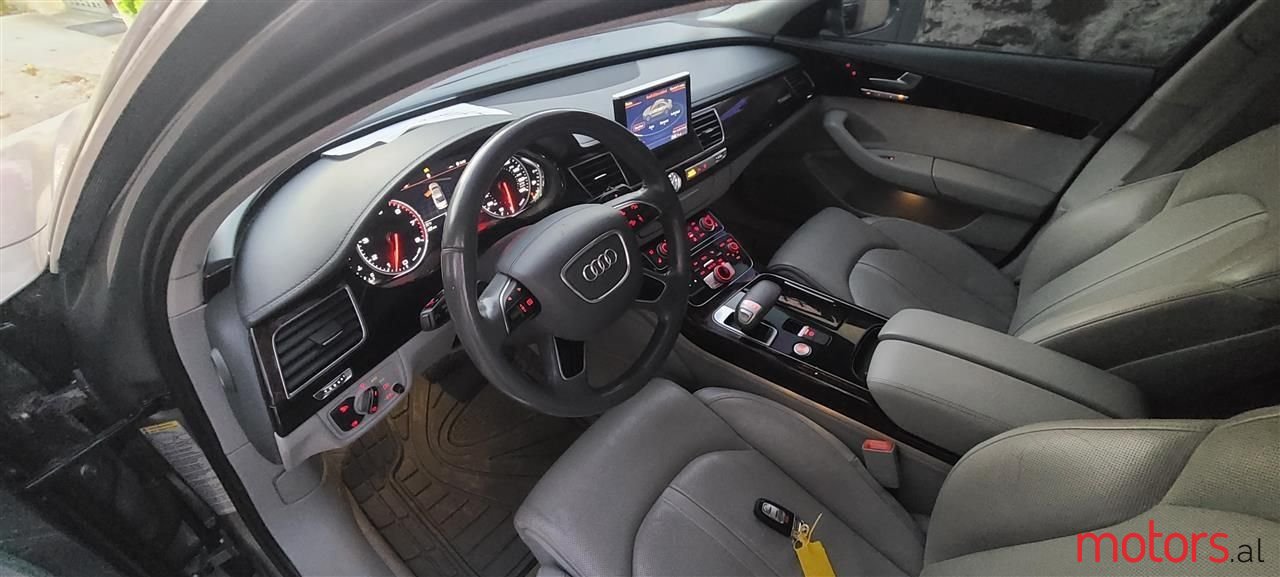 2013' Audi A8 photo #5