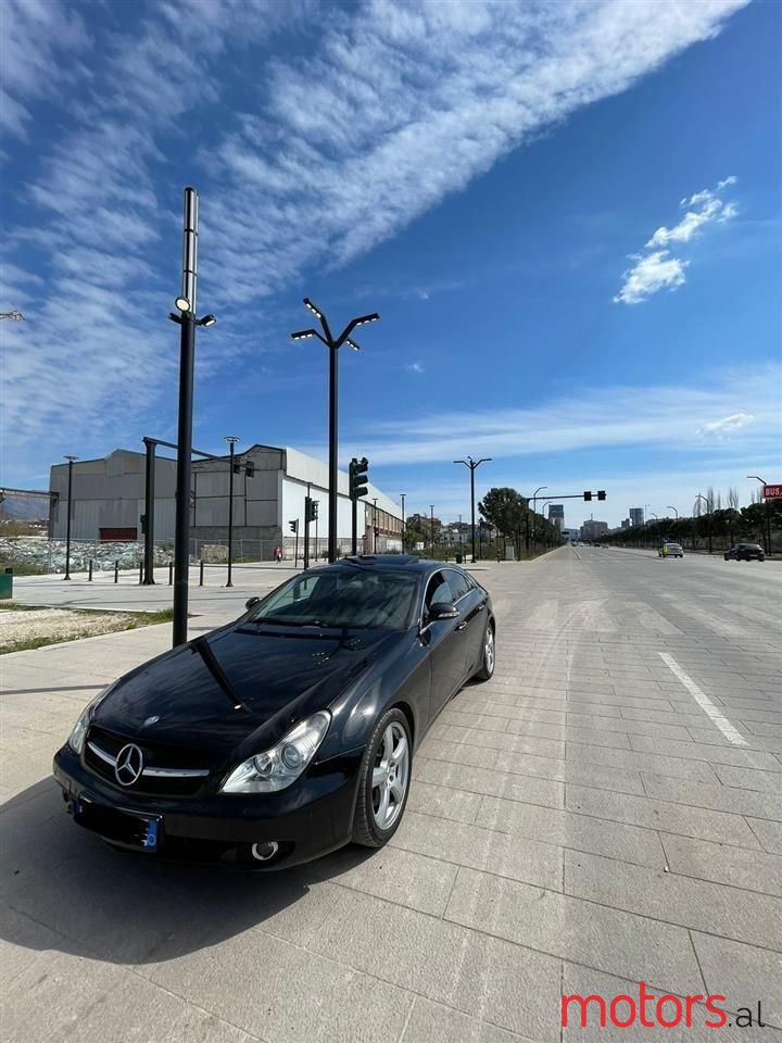 2004' Mercedes-Benz CLS 350 photo #4