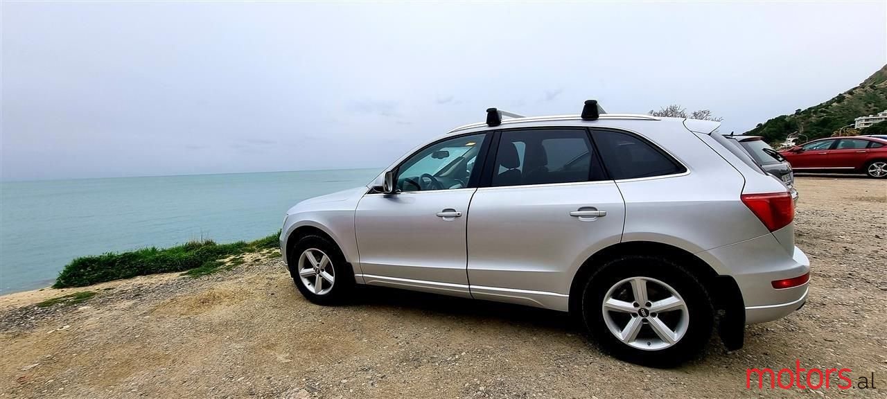2011' Audi Q5 photo #5
