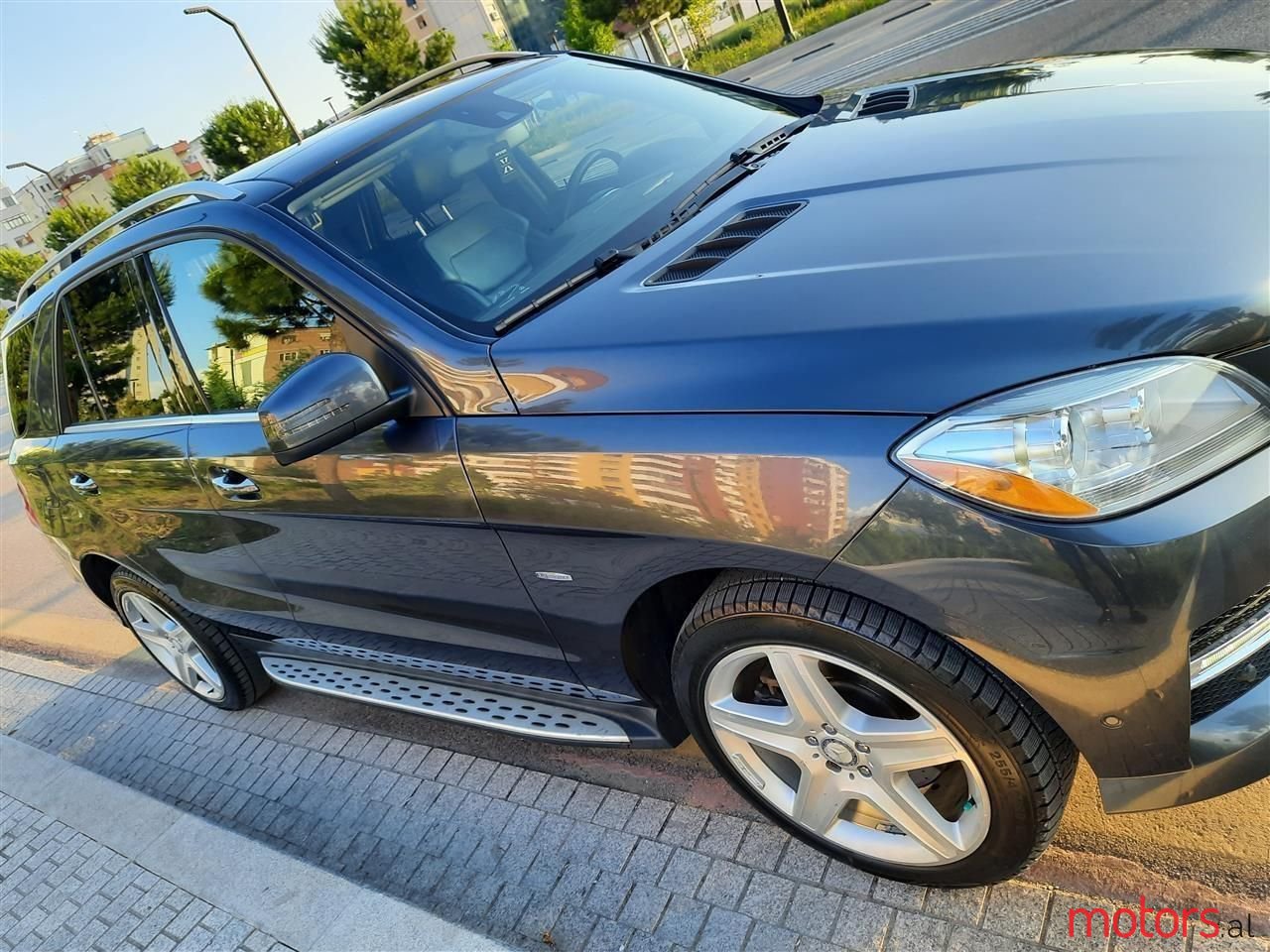 2012' Mercedes-Benz ML 350 photo #5