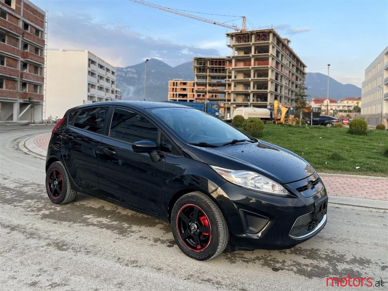 2012' Ford Fiesta photo #1