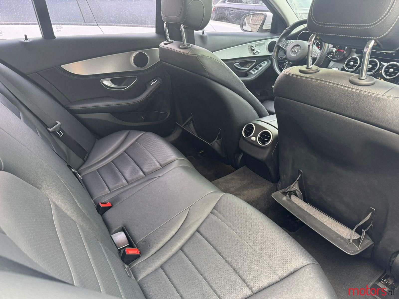 2015' Mercedes-Benz C 220 photo #5