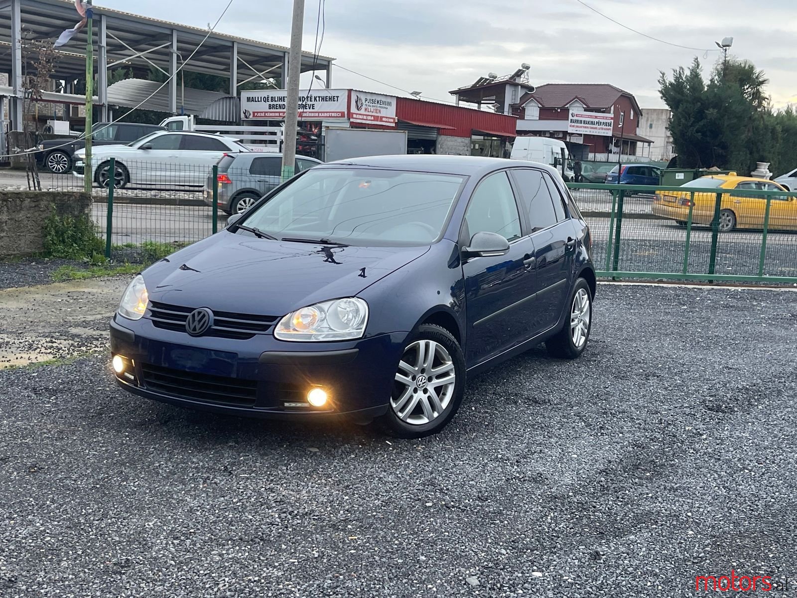 2007' Volkswagen Golf photo #1