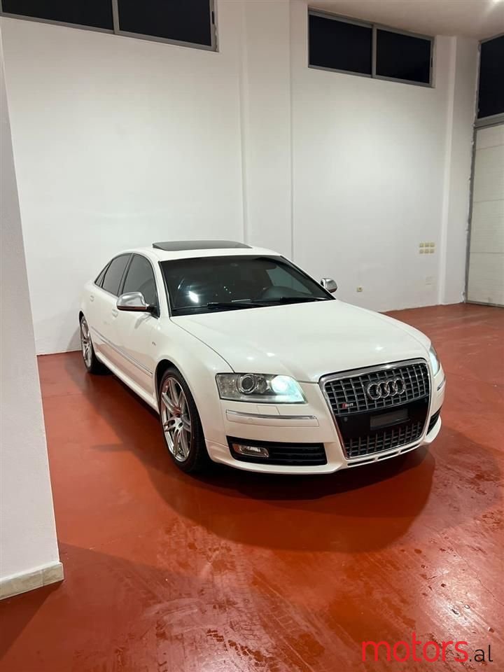 2009' Audi S8 photo #6