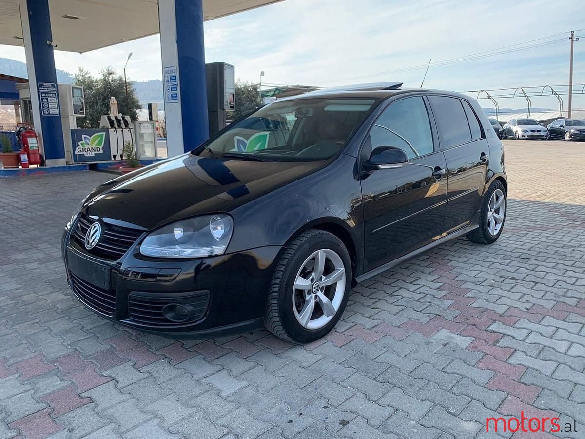 2008' Volkswagen Golf photo #1